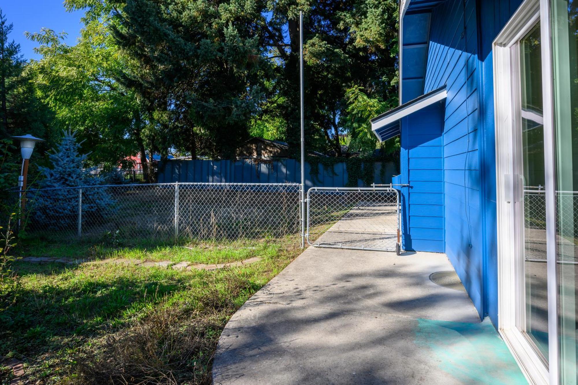 Hébergement de vacances Blue House - Private 2 Bed, 2 Bath With Garage *