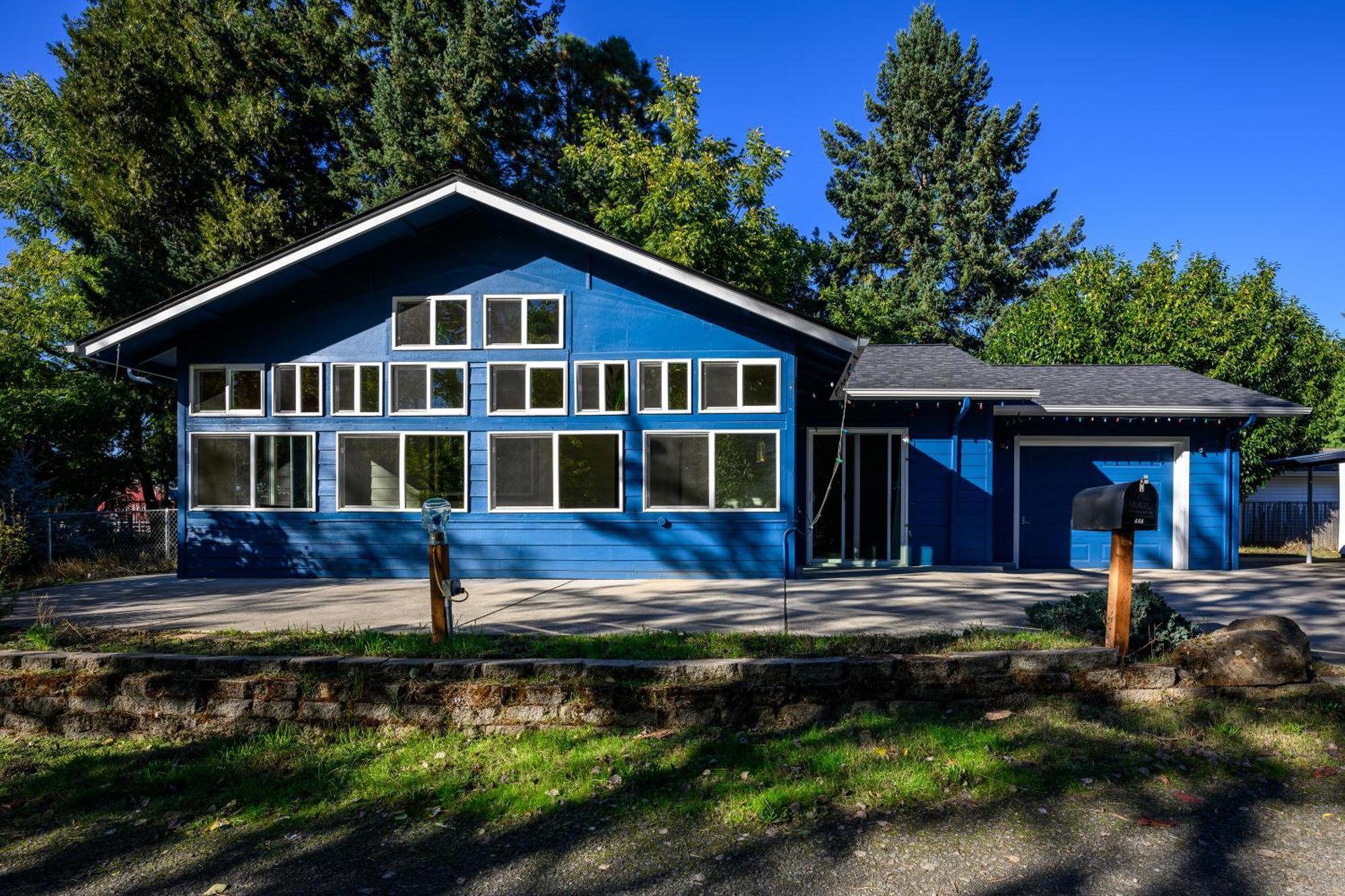 Hébergement de vacances Blue House - Private 2 Bed, 2 Bath With Garage Eugene
