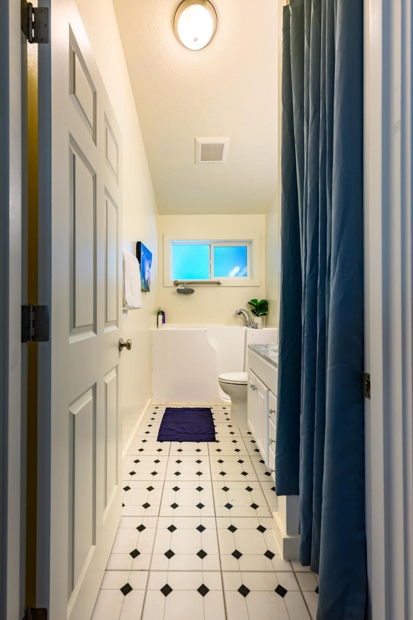 Hébergement de vacances Blue House - Private 2 Bed, 2 Bath With Garage Eugene