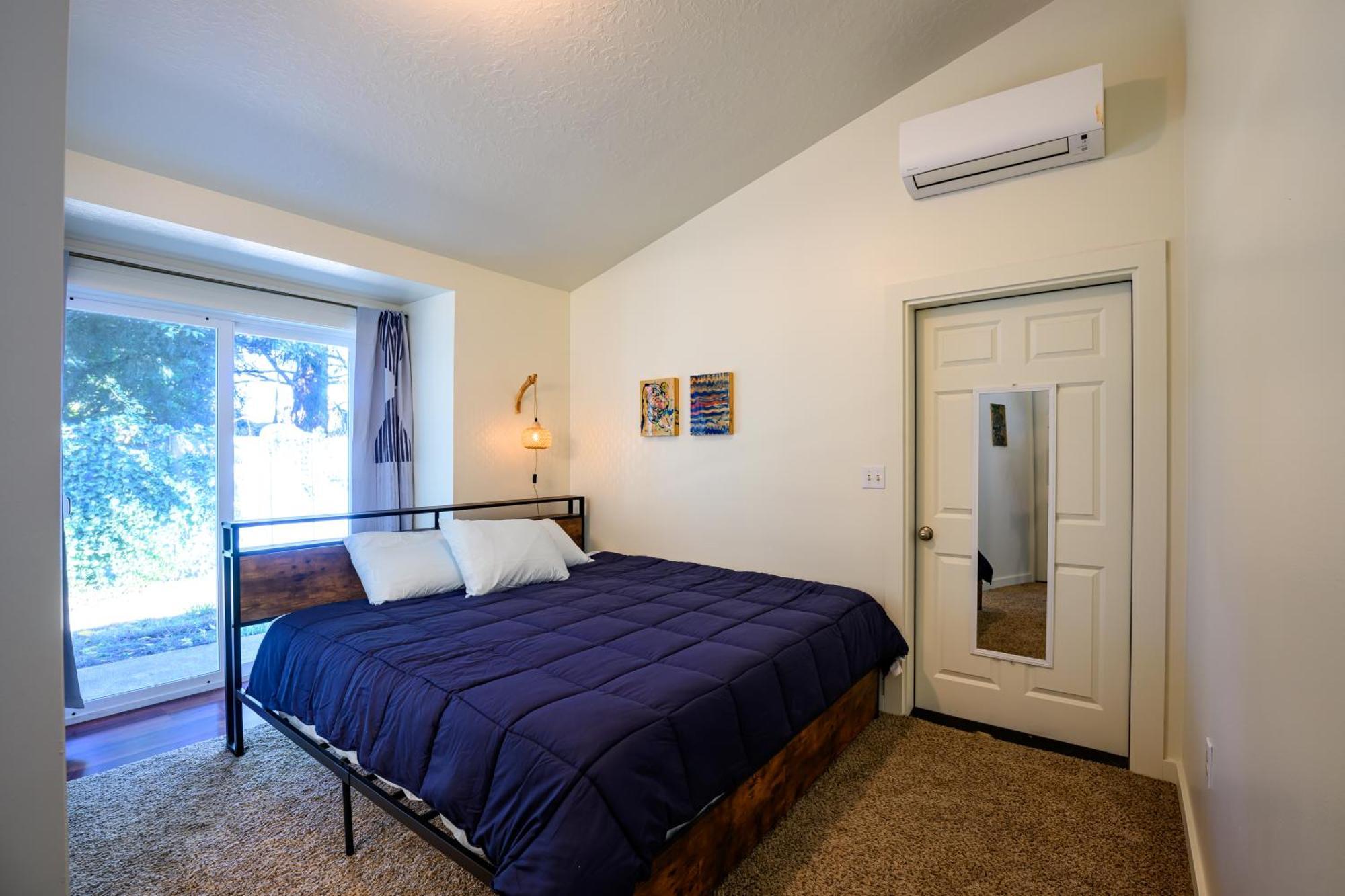 Hébergement de vacances Blue House - Private 2 Bed, 2 Bath With Garage Eugene