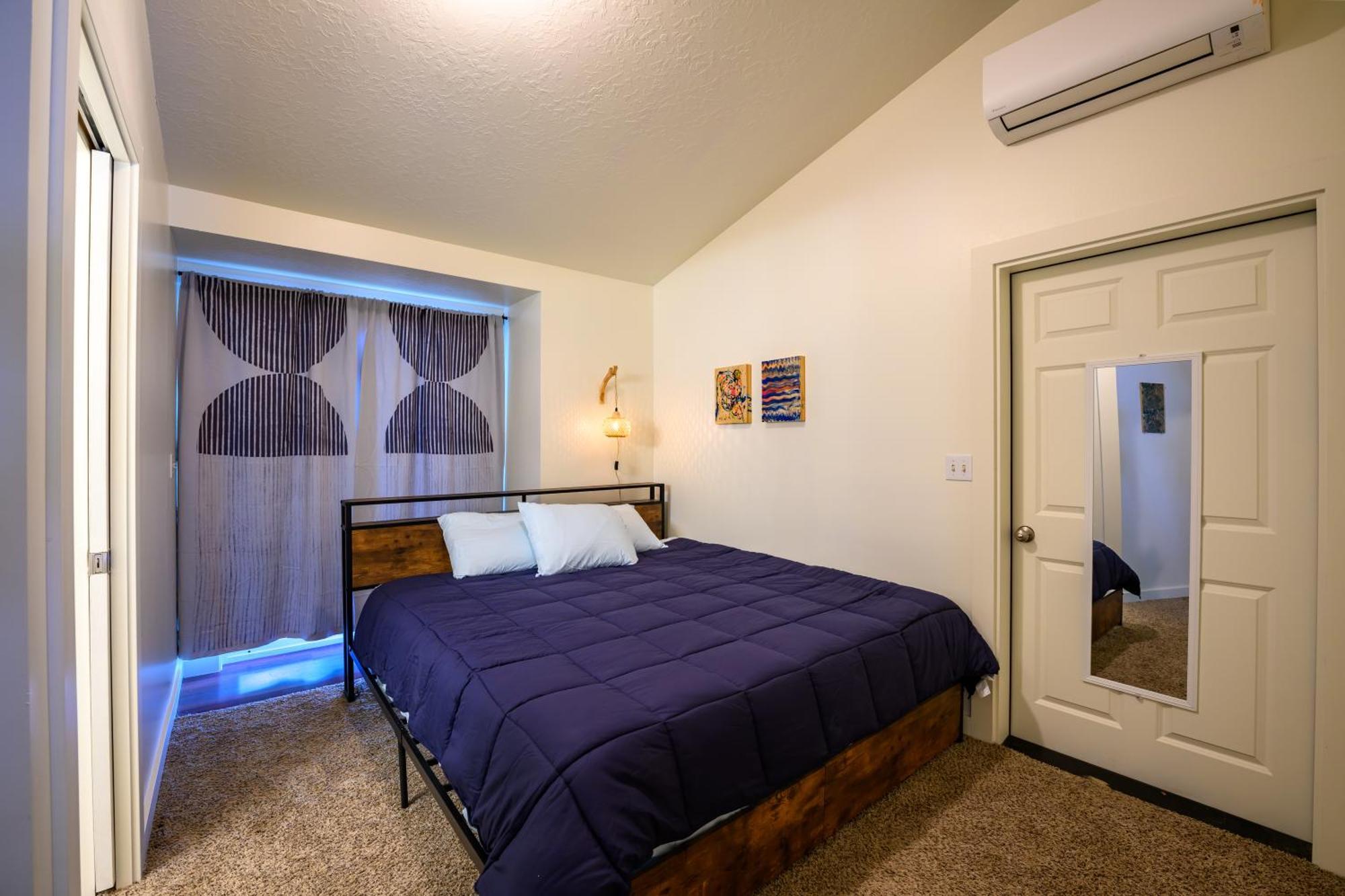 Hébergement de vacances Blue House - Private 2 Bed, 2 Bath With Garage Eugene