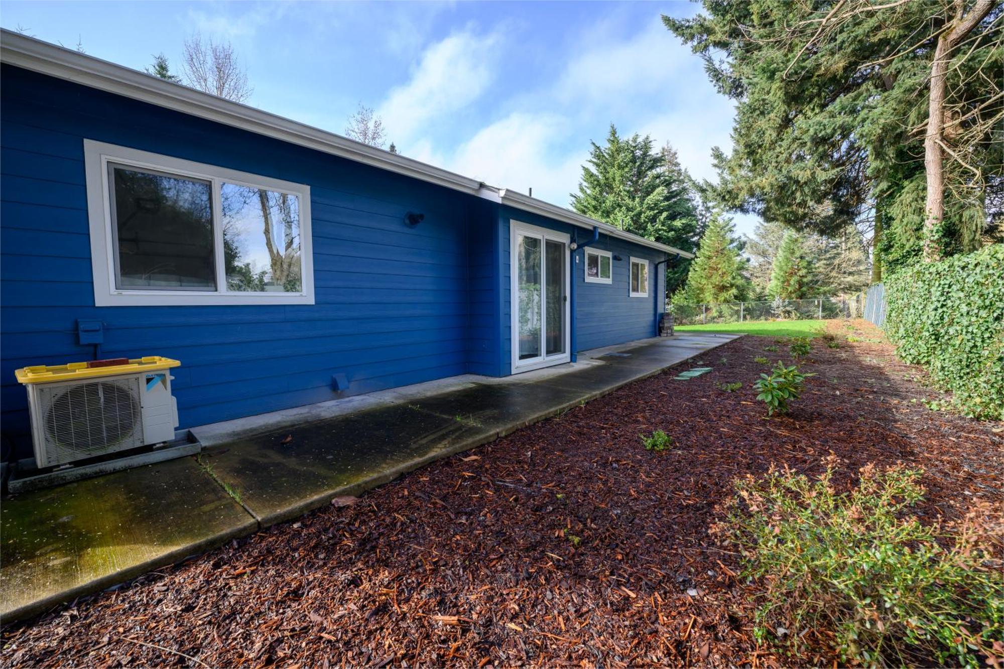 Blue House - Private 2 Bed, 2 Bath With Garage Hébergement de vacances Eugene